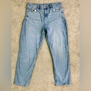 American Eagle Stretch Mom Jeans